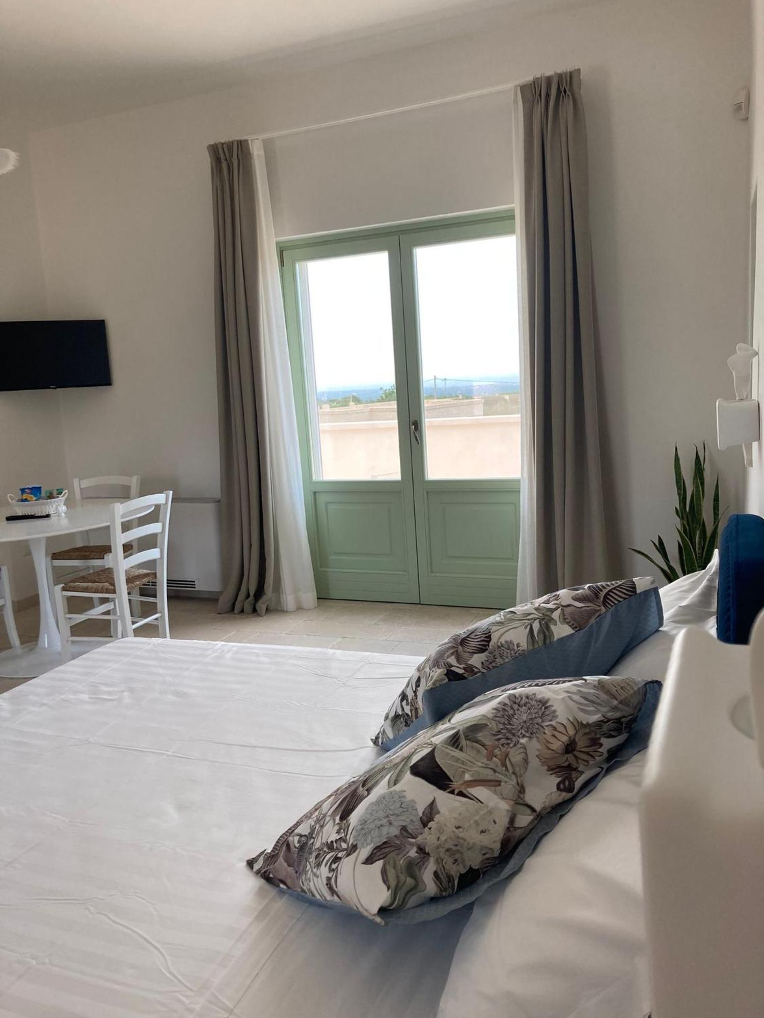 Dimora Stune Hotel Ostuni Eksteriør billede